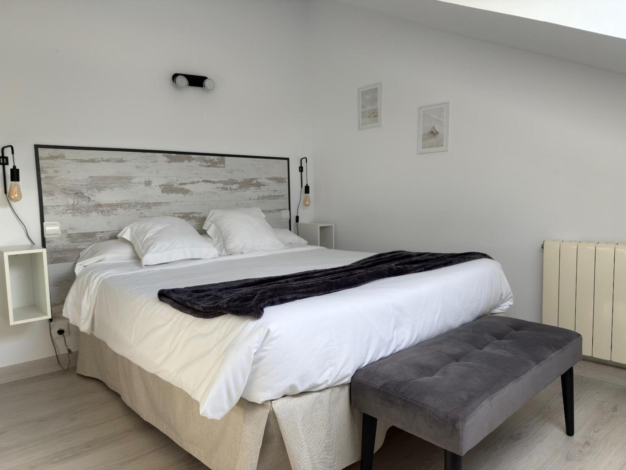 Hotel Sanmar Cóbreces الغرفة الصورة