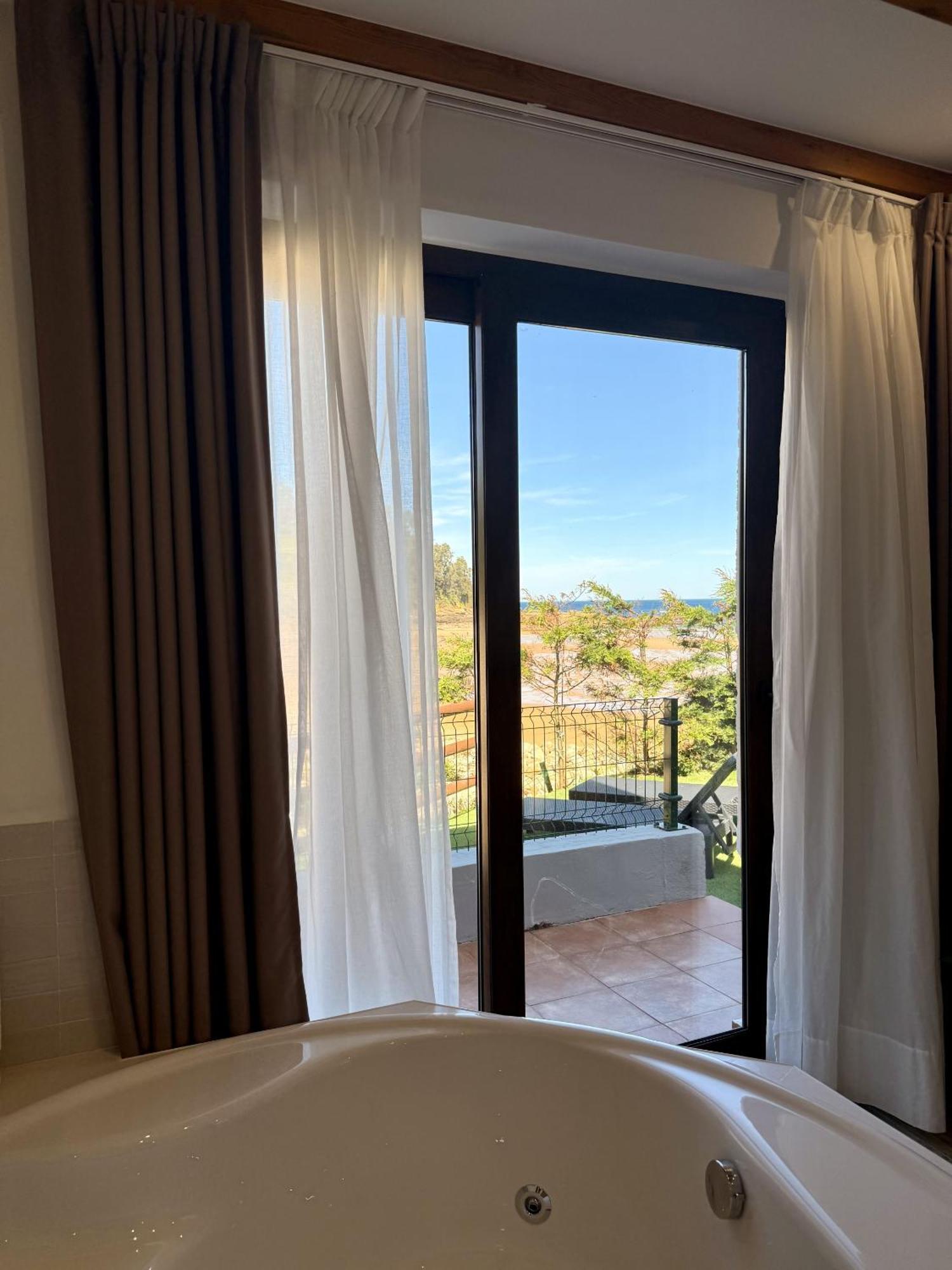 Hotel Sanmar Cóbreces المظهر الخارجي الصورة